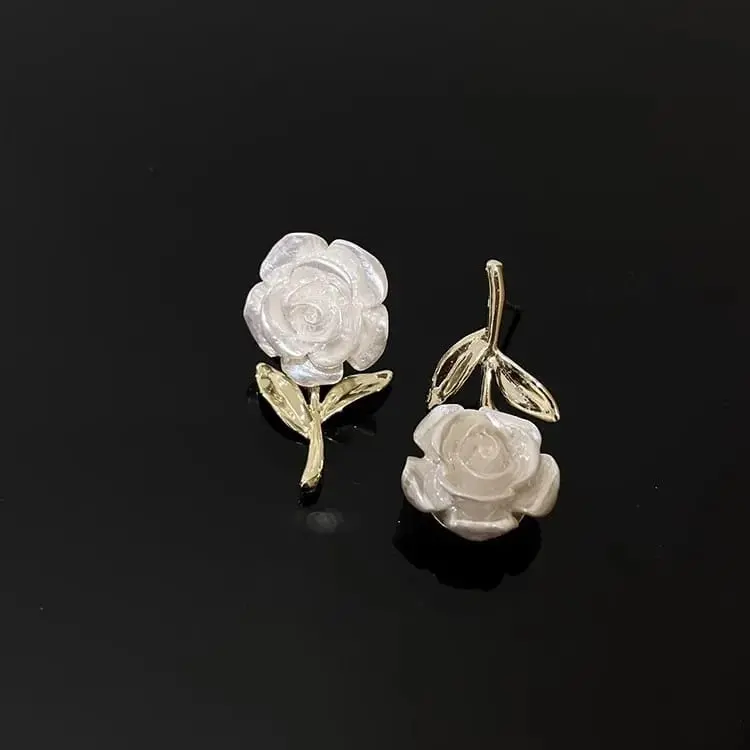 Aretes rosa blanca fantasía 264702