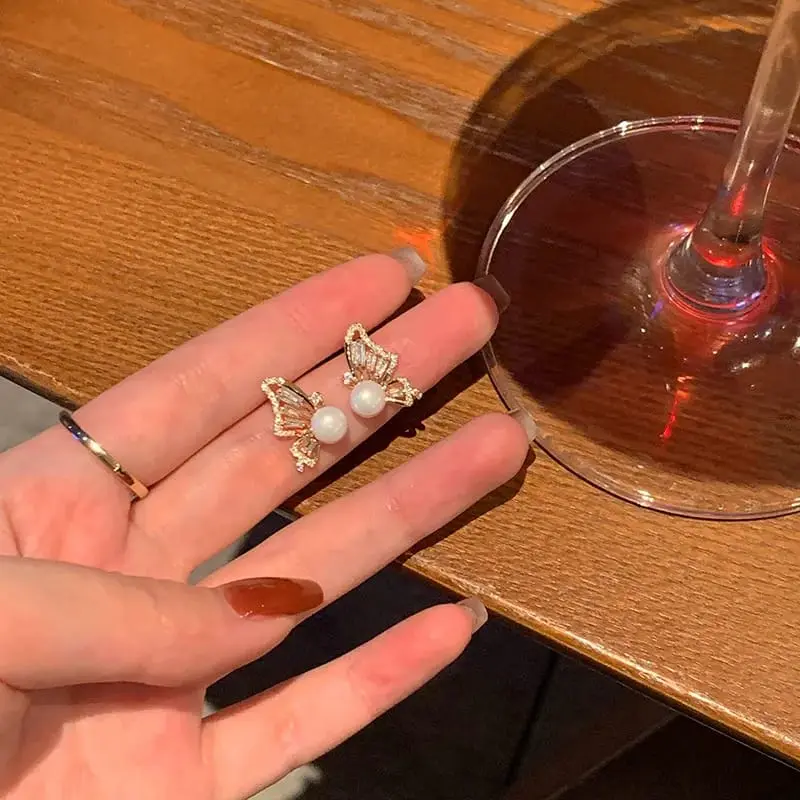 Aretes silueta mariposa o fantasía 2642426