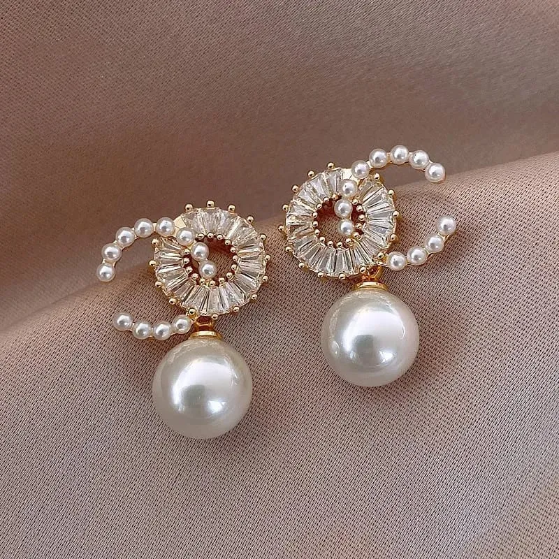 Aretes clásicos con perlas fantasía 190813