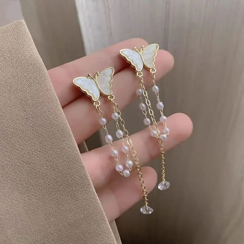 Aretes aleación con diseño de mariposa 301007