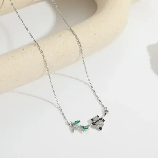 Collar panda colgante de acero/titanio 260142